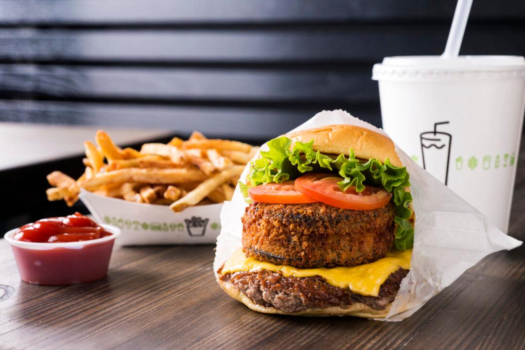 New Shake Shack Opening in Midtown