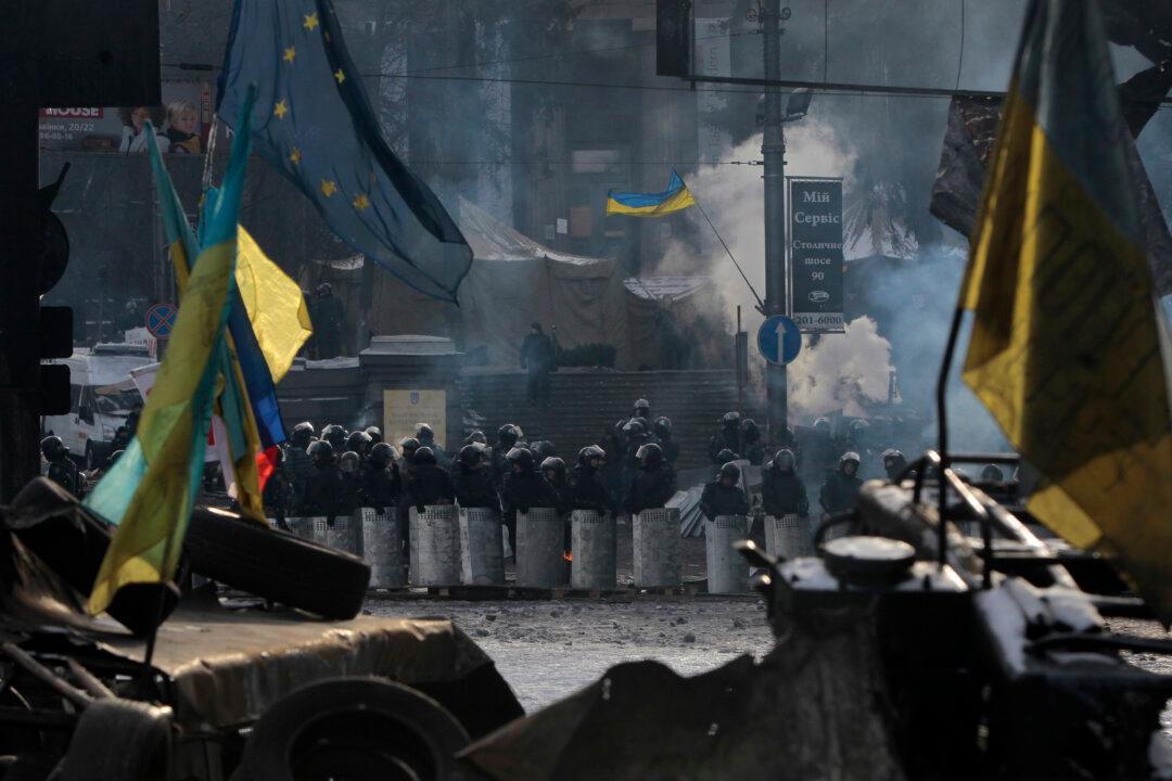 East or West? Battle Lines Clear in Struggle for Ukraine’s Future
