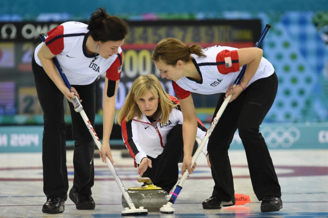 US Women Curlers Take First Sochi Olympic Win 7–4 Over Japan