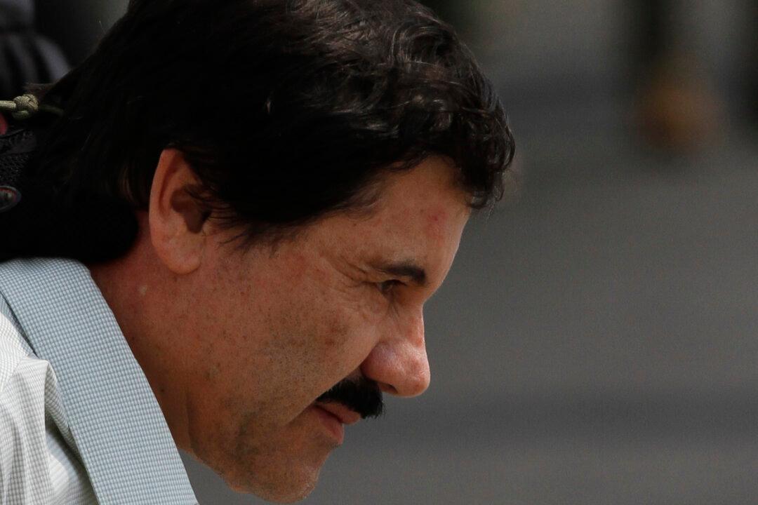 El Chapo Escape? ‘Joaquin “El Chapo” Guzman Escapes from Islas Marias Prison’ is Fake; No ‘Breaking News’