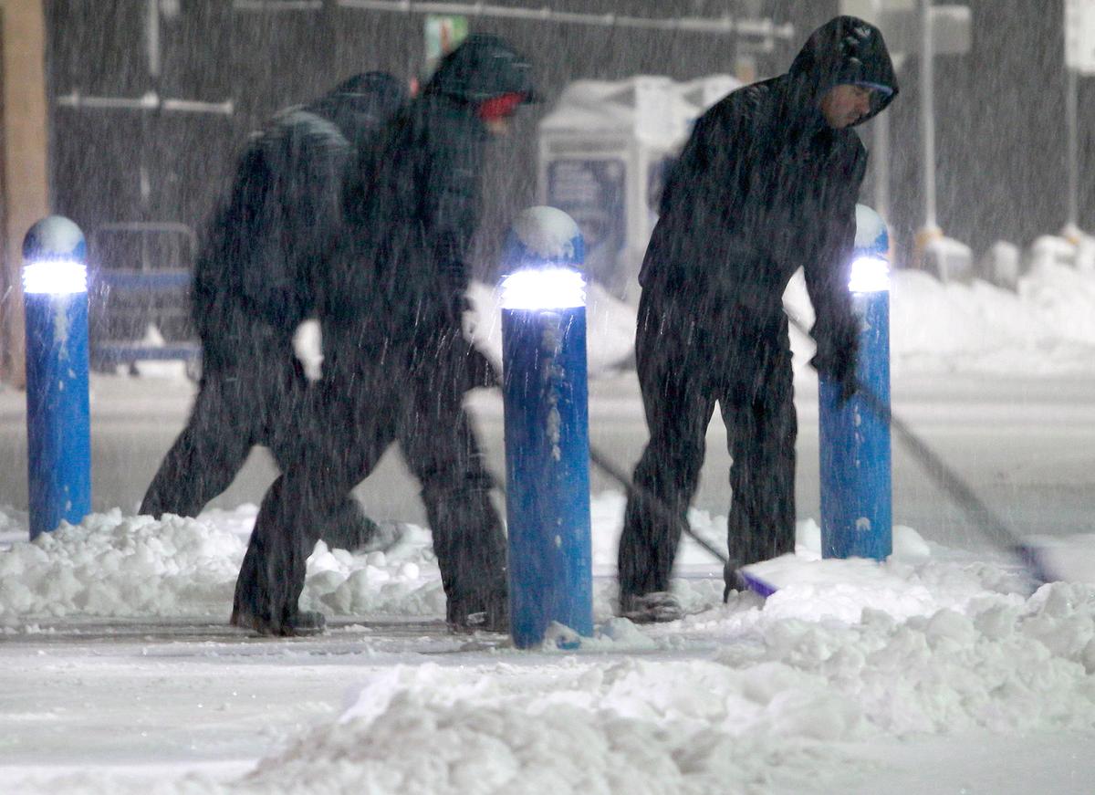Brooklyn Councilman Wants Sidewalks Cleared, Owners Charged