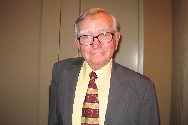 Retired Naval Commander Calls Shen Yun ‘True Art’