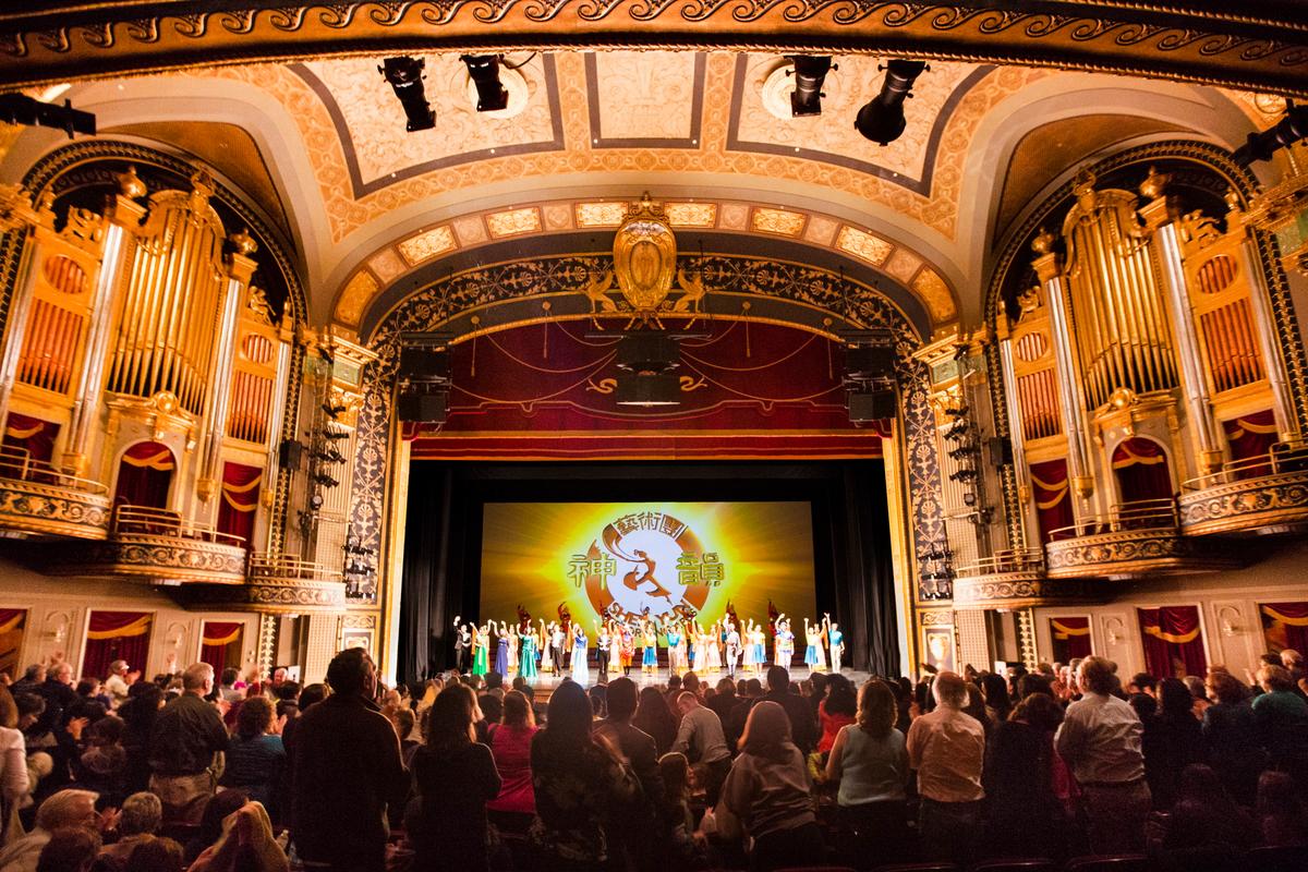 Webster Bank CEO Impressed by Shen Yun