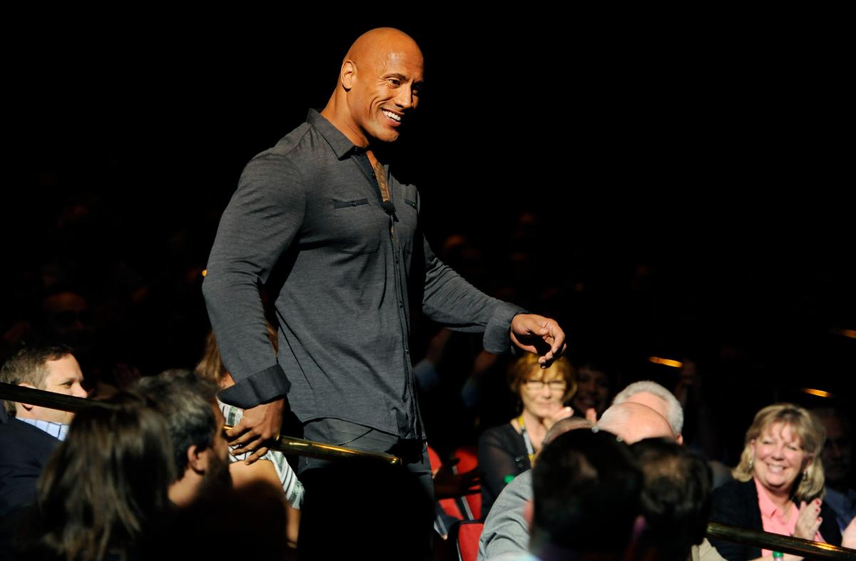 Dwayne Johnson Dies? Nope, ‘The Rock’ Death Hoax Keeps Going on Facebook