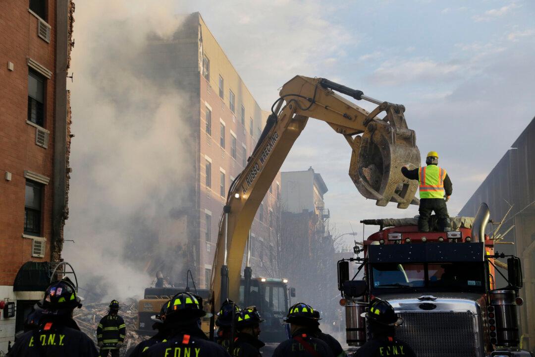 Mayor Bill de Blasio Visits NYC East Harlem Buildings Collapse Site
