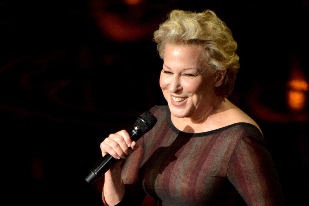 Trump Slams Bette Midler Over Spreading Fake Quote