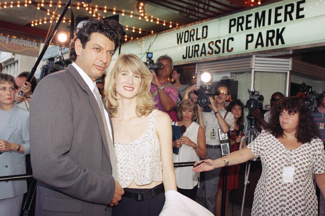 Jurassic Park 4 (Jurassic World) to Include Jeff Goldblum?