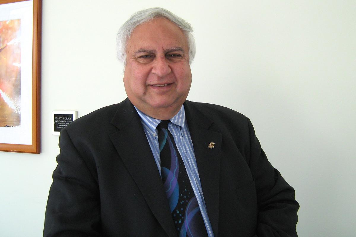 Armenian College President Says Shen Yun Is ‘Out of this world’