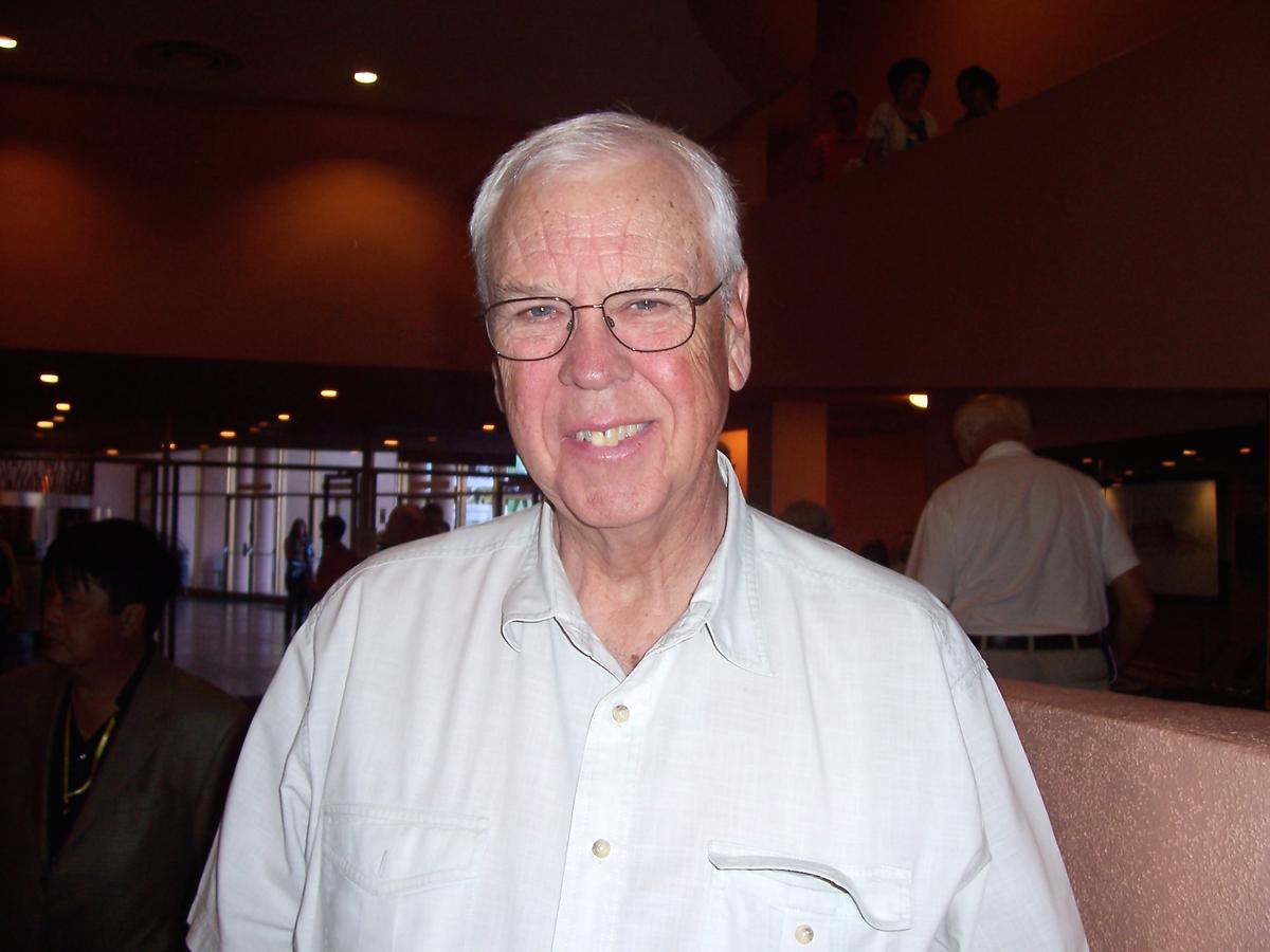 Former U.S. Congressman Says Shen Yun Performance Exceeds His Expectation