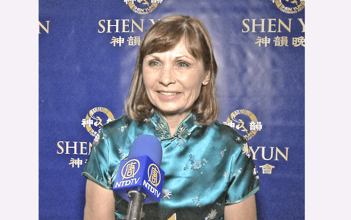 ‘I loved it’ Says Publisher After Watching Shen Yun
