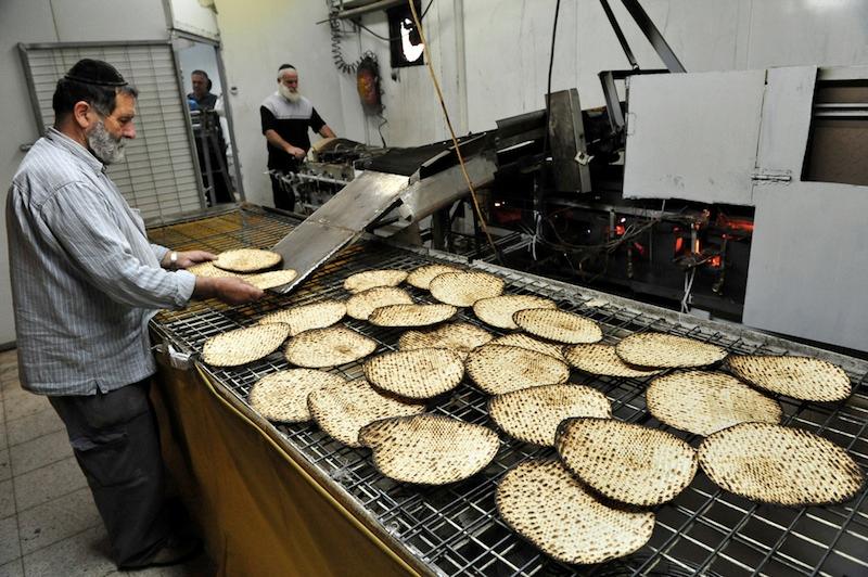 Passover 2014 Dates: Understanding the Hebrew Calendar