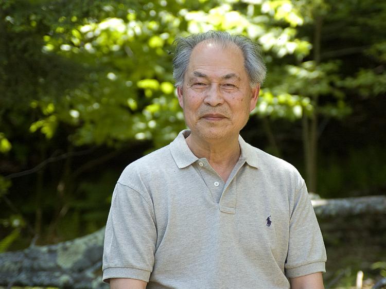 Zhang Kunlun: The Artist’s Relationship Between Humanity and the Divine