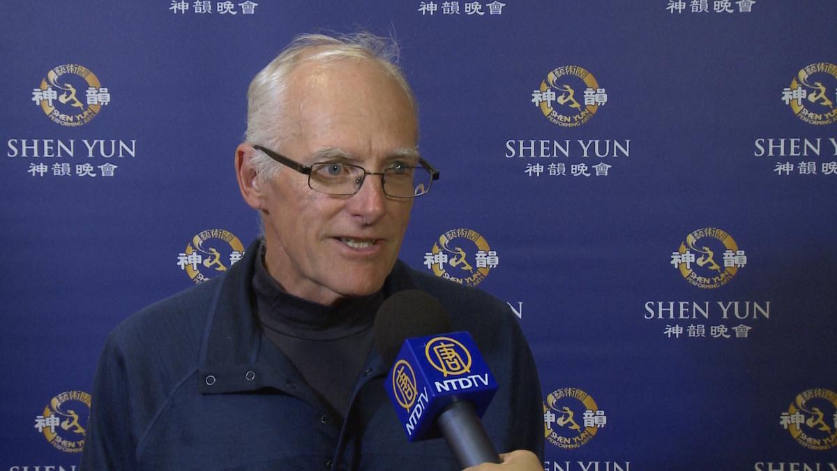 University Professor Says Shen Yun Has ‘Quite Fascinating Insights’