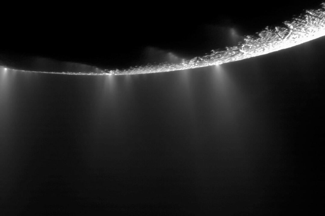 Scientists Dig Deep in Their Search for Water on the Moon