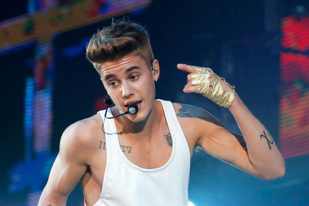 Justin Bieber Accident: Non-Injury Crash in Beverly Hills Involving Cadillac Escalade
