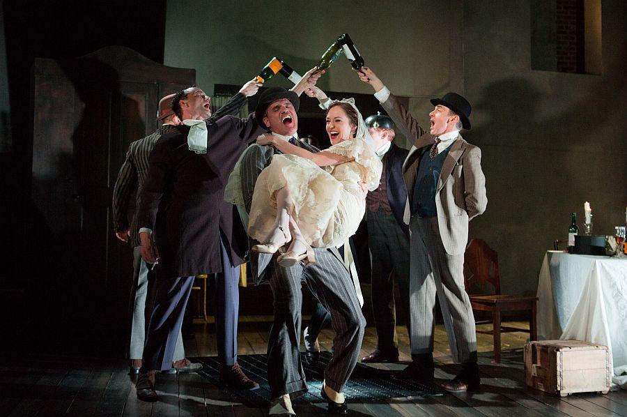 Theater Review: ‘The Threepenny Opera’
