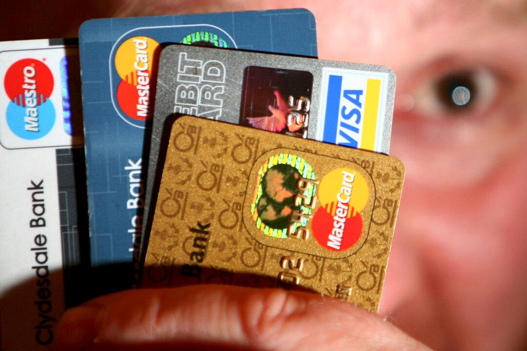Senator Wants Merchants Protected From Credit Card Fees