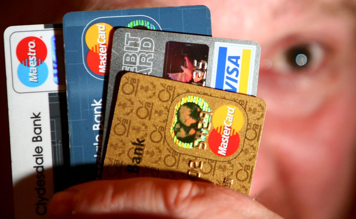 Senator Wants Merchants Protected From Credit Card Fees