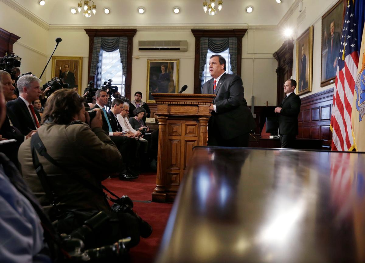 GOP Gets $10k Donation from Law Firm that Cleared Chris Christie in Bridge Scandal