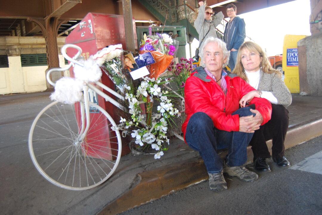 Ghost Bikes Remind of Cyclist Deaths