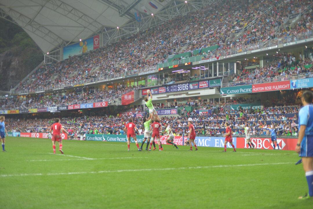 New Zealand Move into Sevens World Series Lead with Hong Kong Win