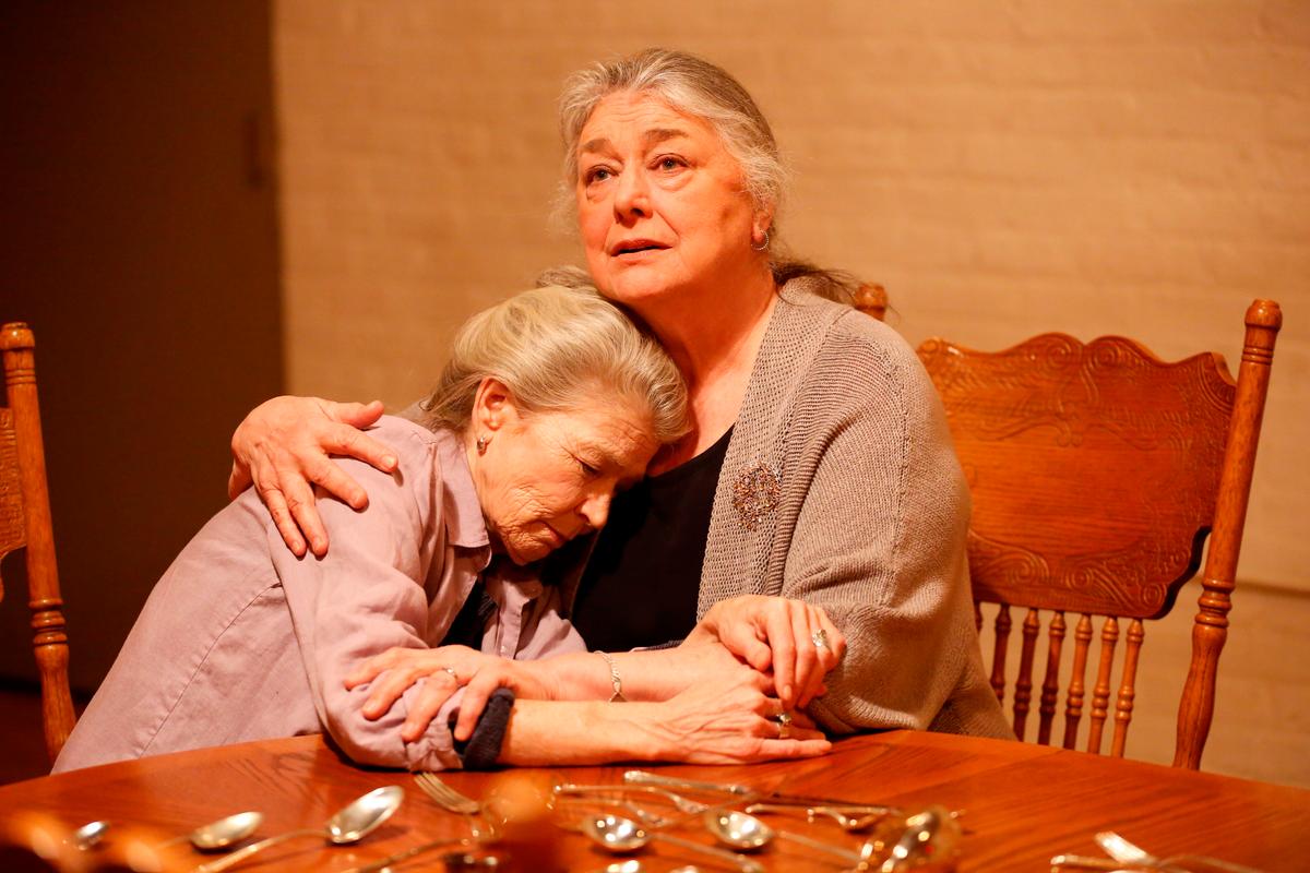 Theater Review: ‘I Remember Mama’