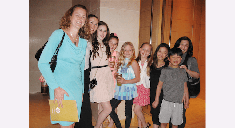 Young Dancers Awestruck by Shen Yun