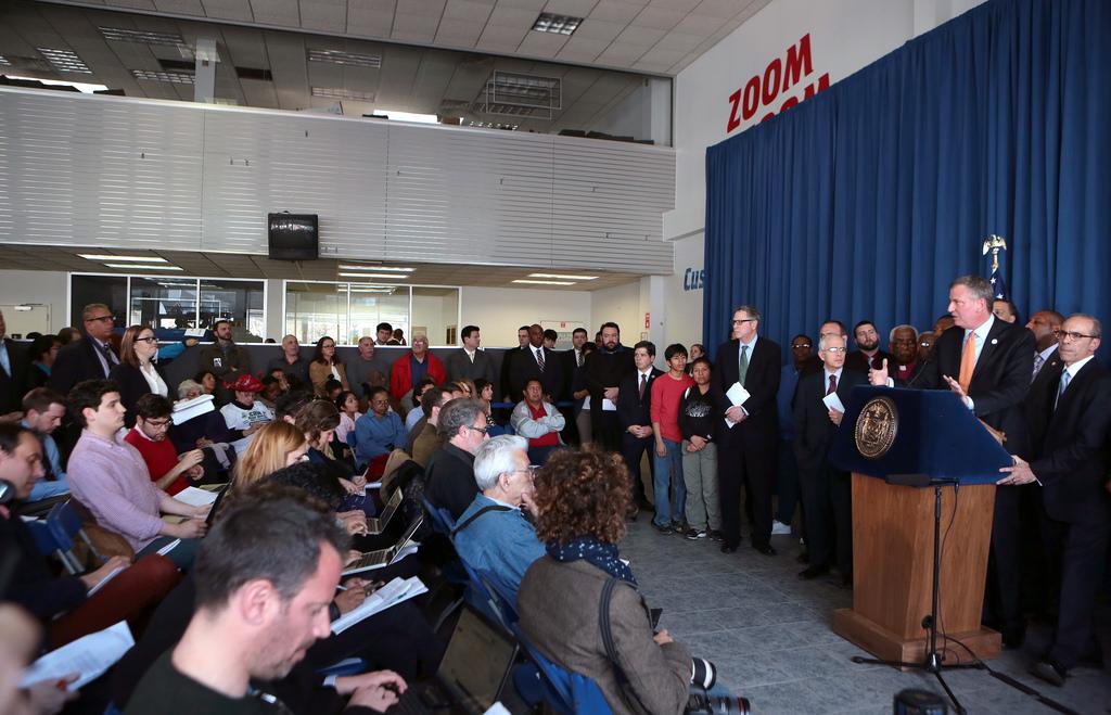 De Blasio Uses Grimm Indictment to Endorse His Opponent