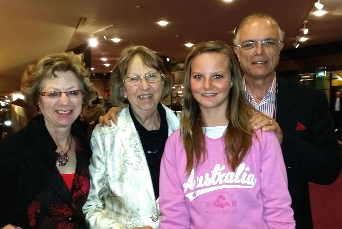 Professor Says Shen Yun’s ‘Backdrop is just amazing’