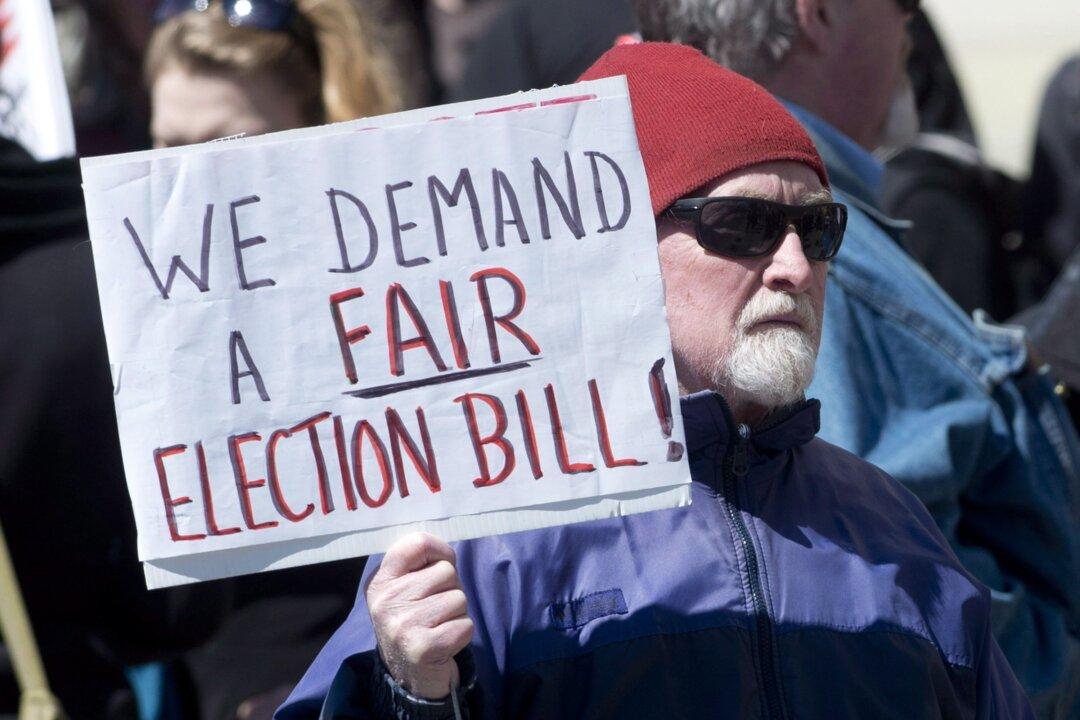 3 Days to Vote on Almost 300 Election Bill Changes ‘insane,’ Says NDP