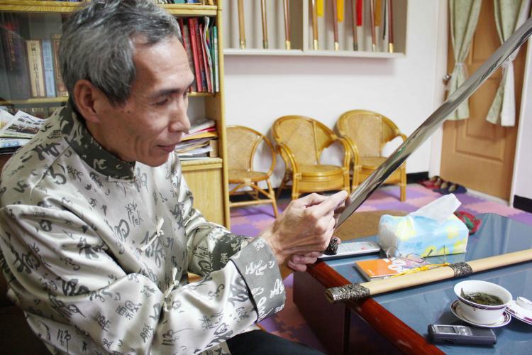 Swordmaker, Instructed in Dreams, Recreates Infallible Sacred Swords of Legend