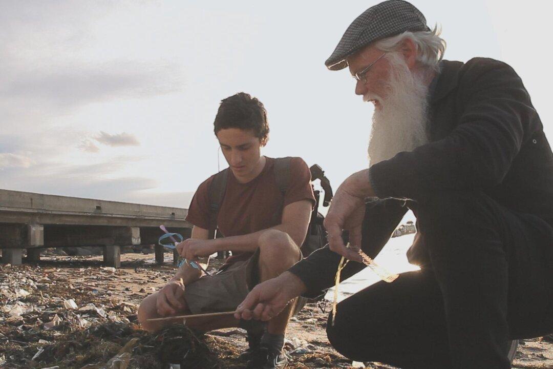 Oceans of Plastic: Melbourne Filmmaker Sees Firsthand the Effects of Plastic on Marine Health