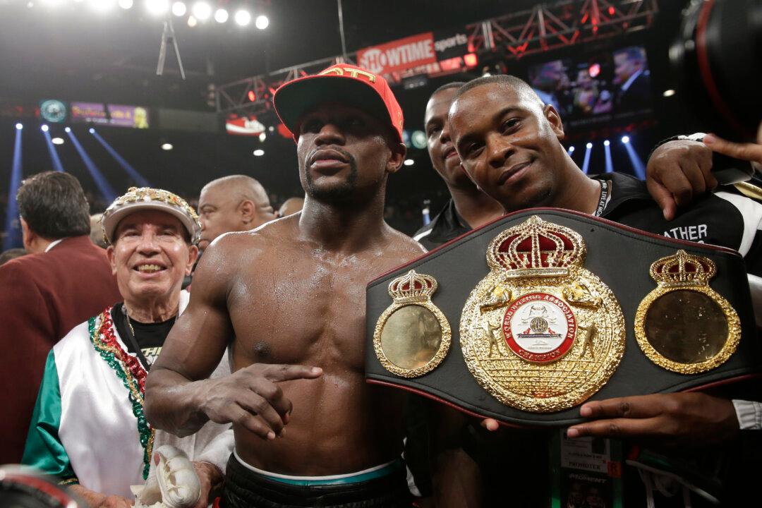 Floyd Mayweather Next Fight Possibly Against Marcos Maidana in NYC This Fall