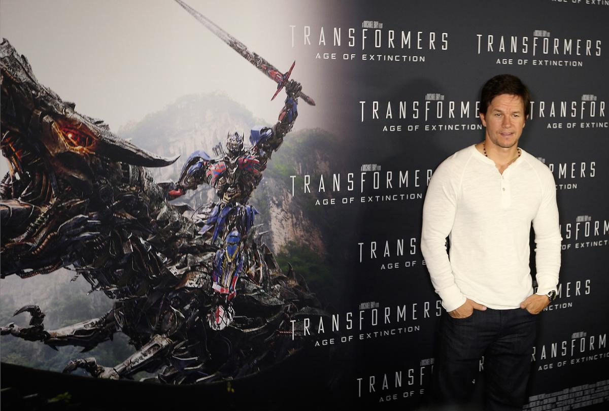 Transformers 4 Age of Extinction Star Mark Wahlberg Says the Movie Is Worth the Wait