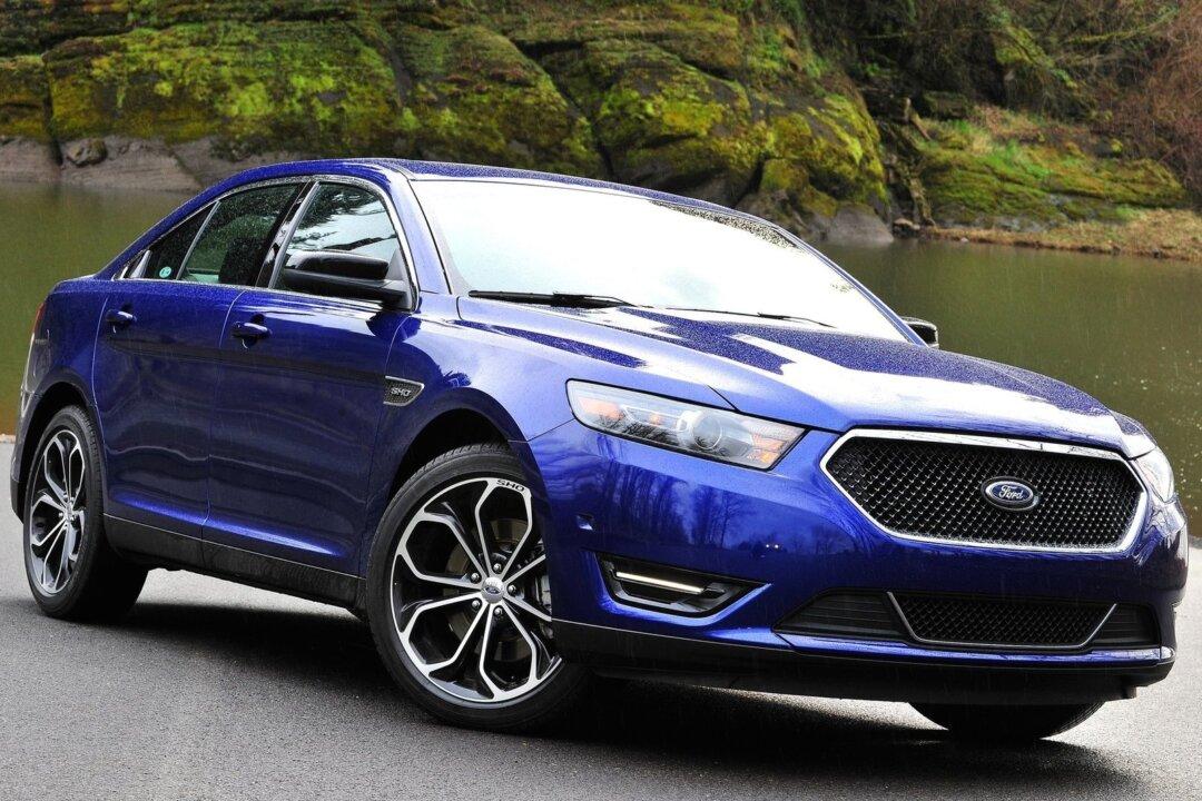 Ford Taurus SHO Has Grown Up, But Can Still Throw Down
