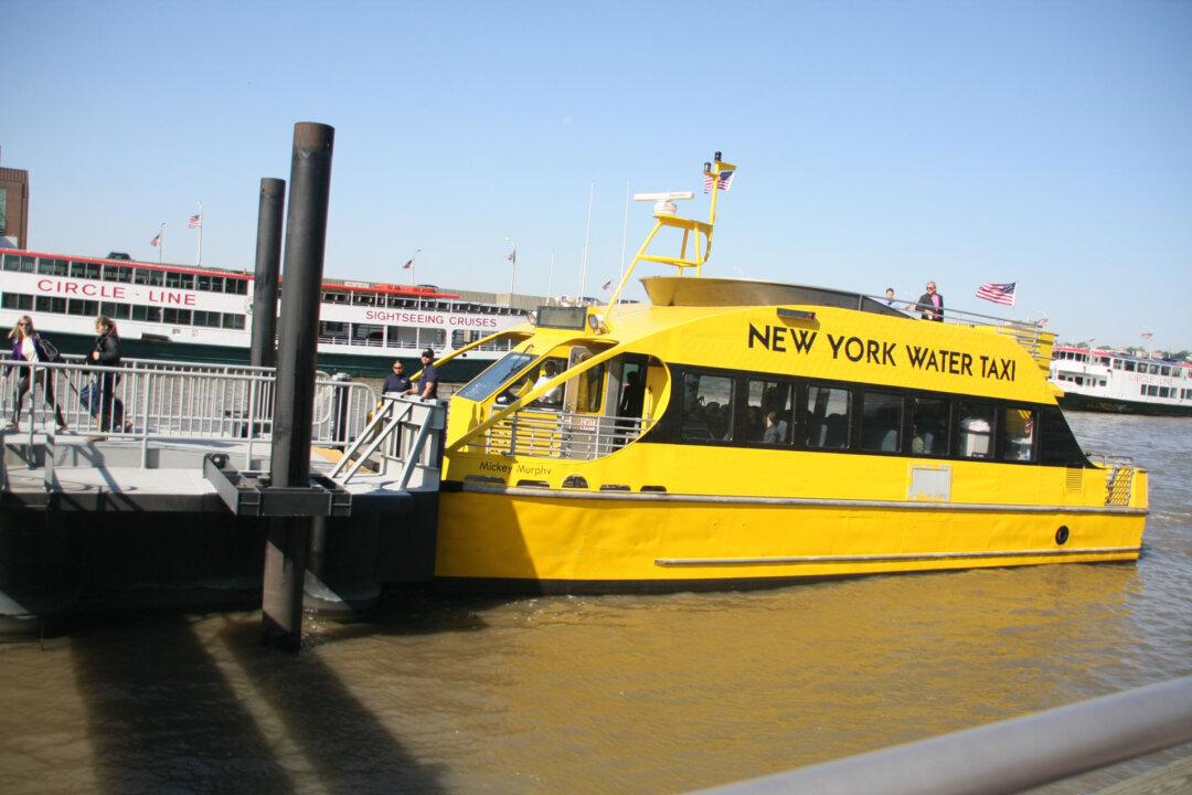 Manhattan’s West Siders Can Use Ferry and Citi Bike for $12/day