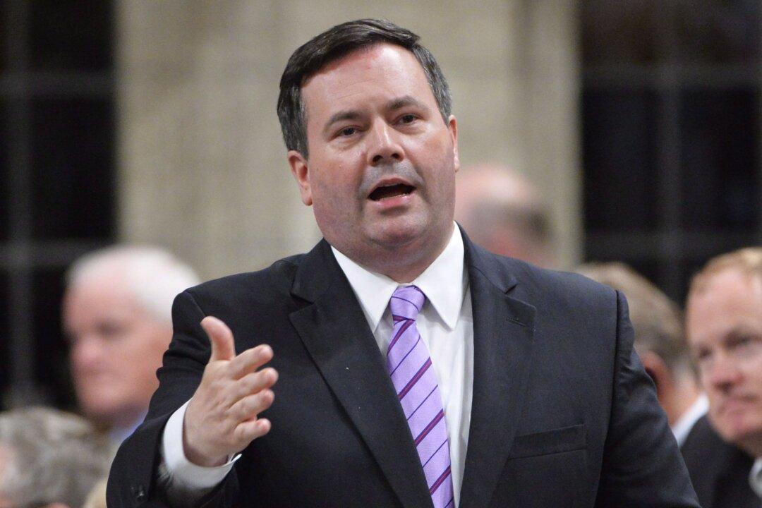 Jason Kenney Receives Award for Championing Human Rights