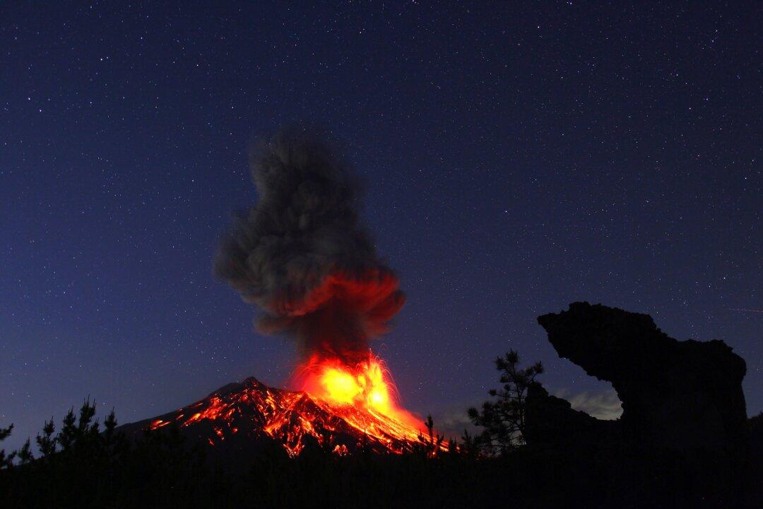 Photographer Takehito Miyatake Captures the Nocturnal Lights of Japan