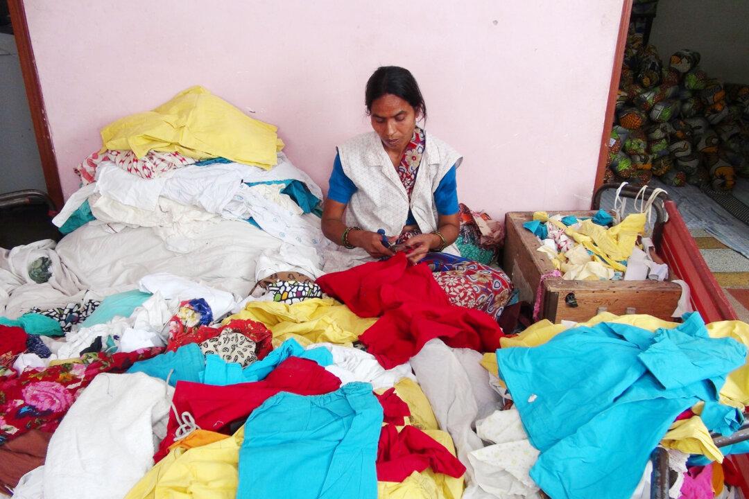 Old Clothes Are Unexpectedly Helping India Build Infrastructure