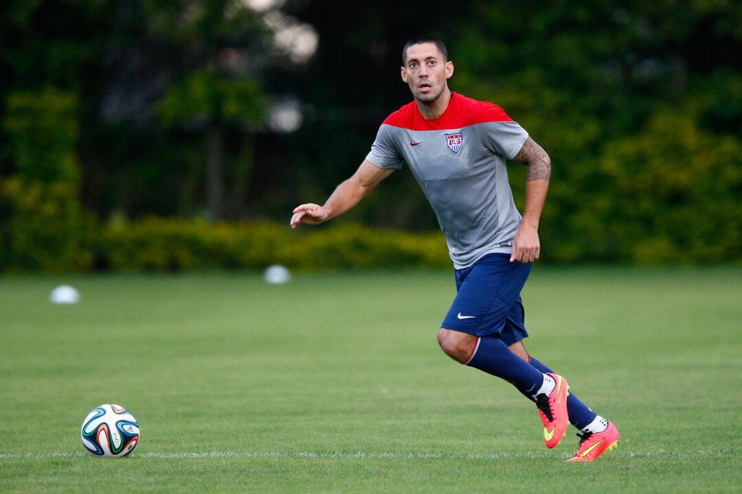 Clint Dempsey Salary 2014: How Much Does Seattle Sounders, USMNT Forward Make?