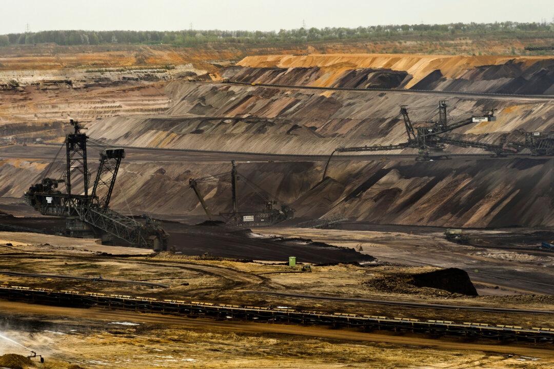 On the Road to Green Energy, Germany Detours on Dirty Coal