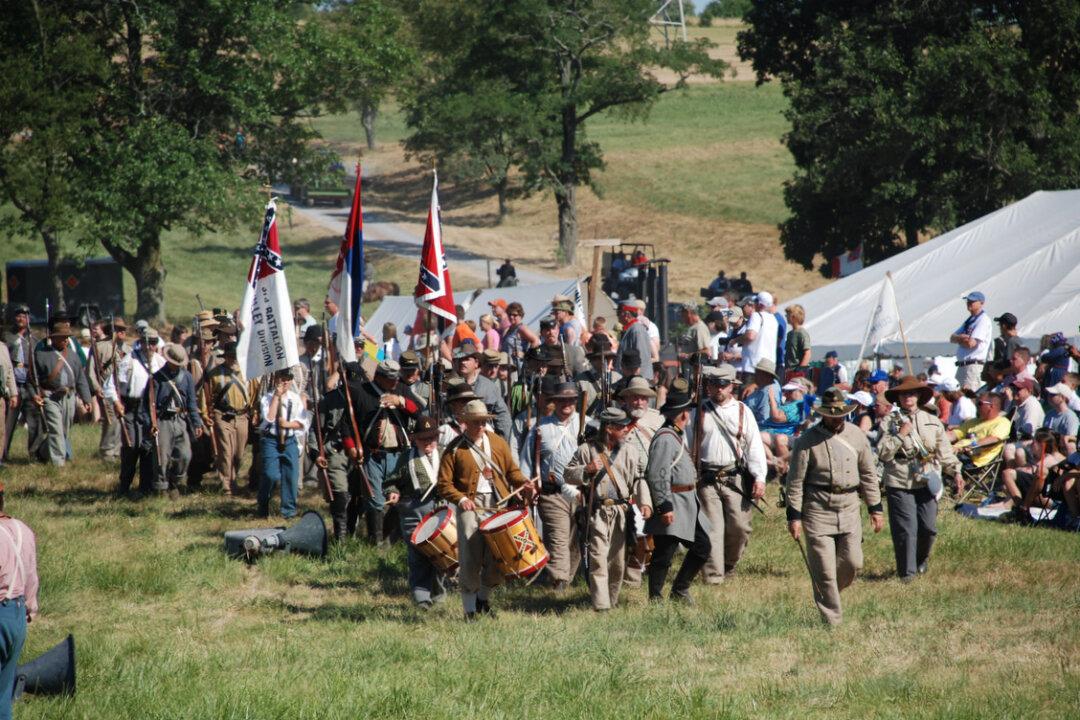 Gettysburg Festival in Full Swing
