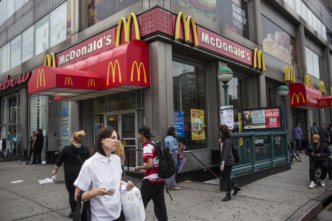 McDonald’s Meat Factory: ‘Human Meat / Horse Meat’ Found is Fake