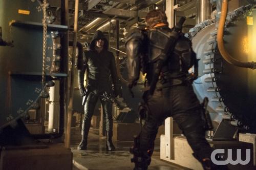 Arrow Season 3: New Villain in CW Show May Have ‘Reptilian Eyes’