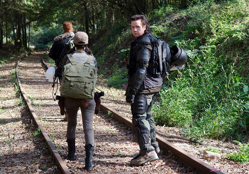 Walking Dead Season 5 Spoilers: Eugene Chased by the Walkers, or Saved by Abraham?