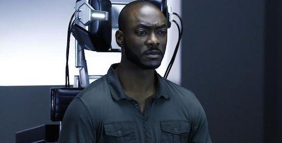 Agents of Shield, Avengers 2 Crossover? S.H.I.E.L.D. Actor Spotted on Set of Age of Ultron