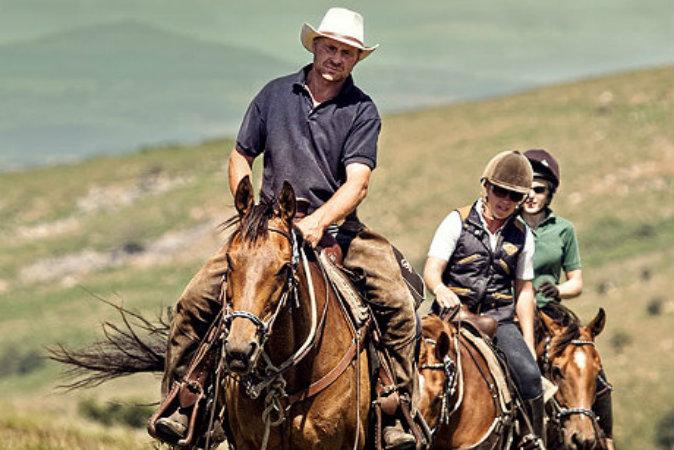 Horseback Adventures for the Discerning on Dartmoor