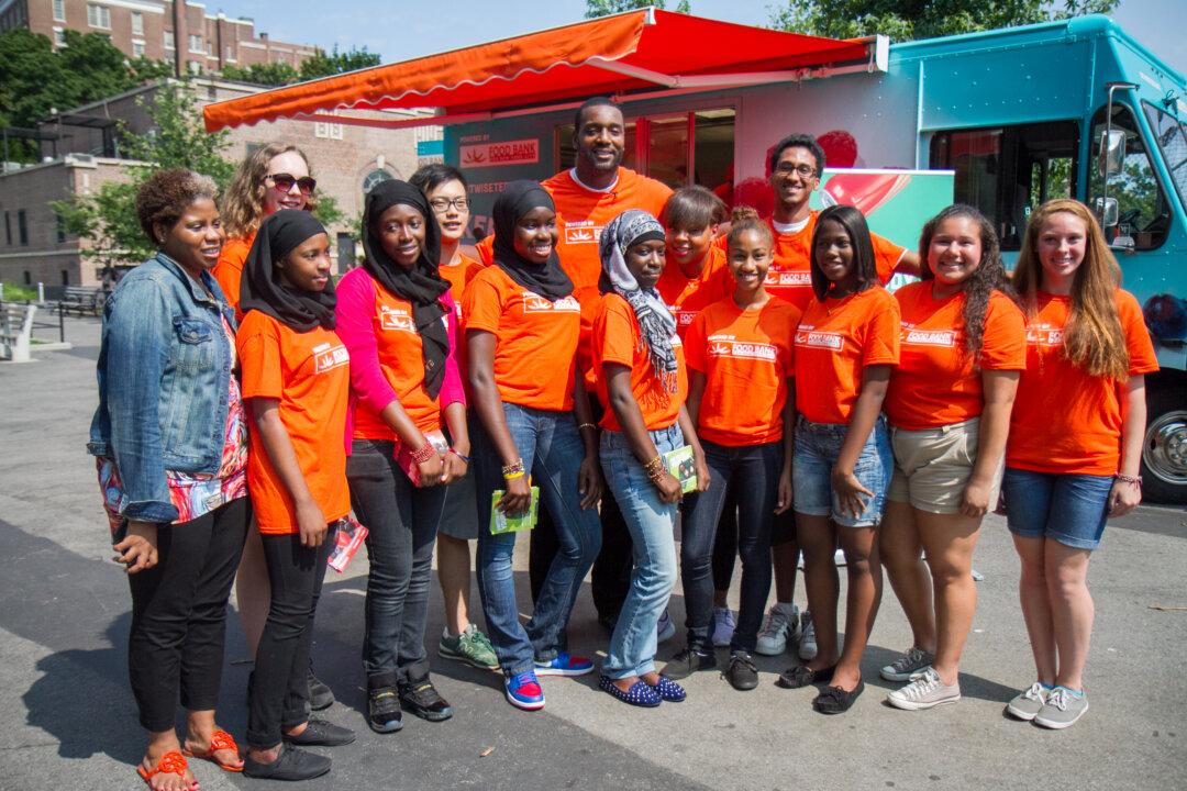 Food Organizations Emphasize Healthy Eating