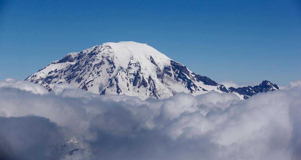 Mount Rainier Eruption: Researchers Try to Predict When Volcano Will Erupt (+Map)