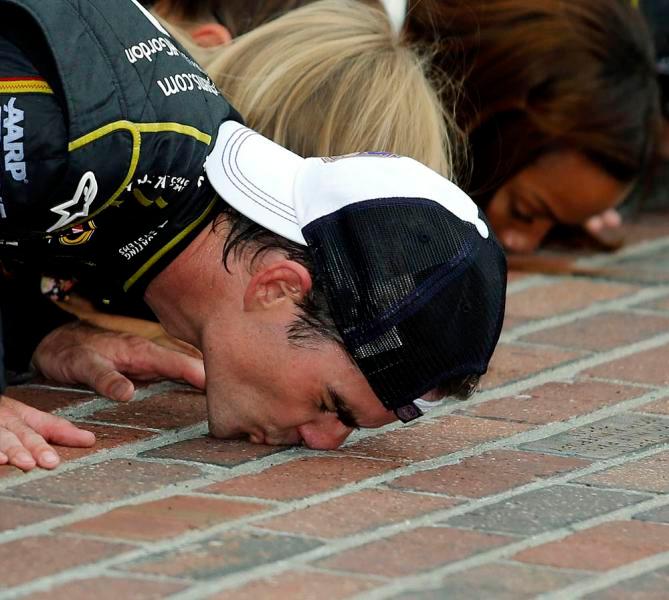 Jeff Gordon Wins At Indy For Record Fifth Time
